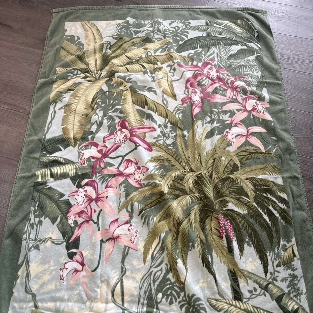 TOMMY BAHAMA Oversized Beach Towel Multicolor Large Tropical Flower Palm trees